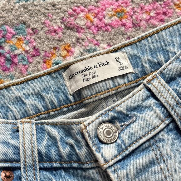 Abercrombie & Fitch Curve Love The Dad High Rise Blue Jeans Women's 26/ 2 Reg - Picture 9 of 12